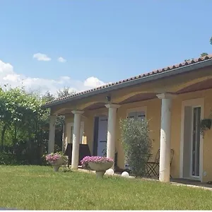 https://miss-guereins.hotels-rhonealpes.com